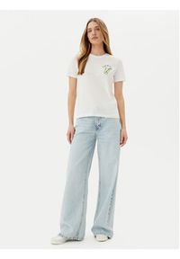 only - ONLY T-Shirt Kita 15349150 Biały Regular Fit. Kolor: biały. Materiał: bawełna #5