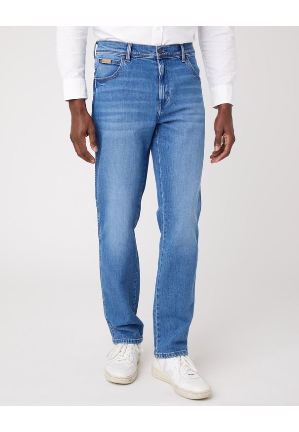 Wrangler - WRANGLER TEXAS MĘSKIE SPODNIE JEANSOWE NEW FAVORITE W121JX21Y 112322664