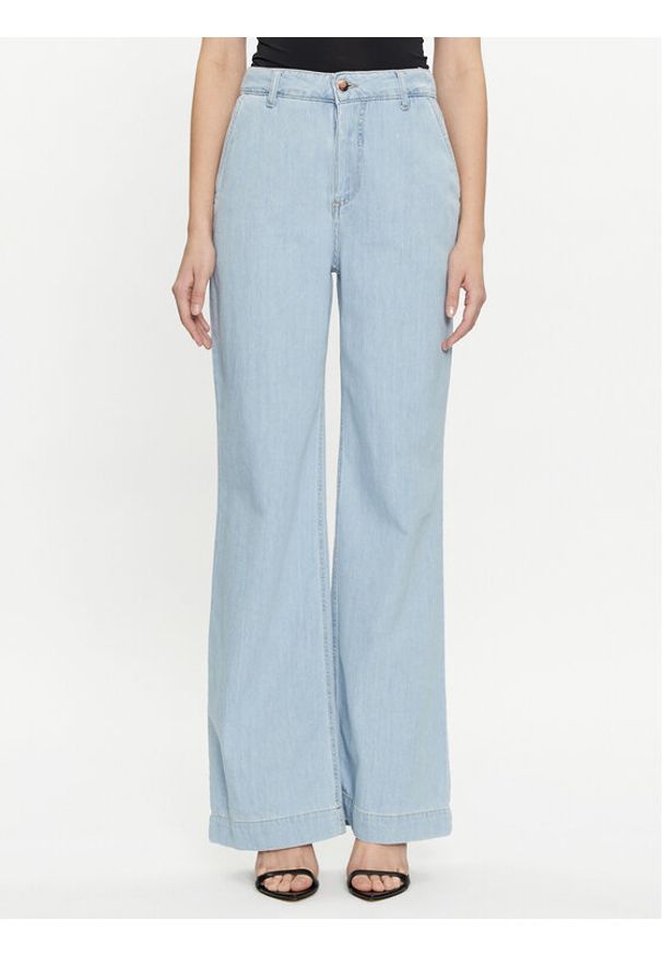 Rinascimento Jeansy CFC0117534003 Niebieski Relaxed Fit. Kolor: niebieski