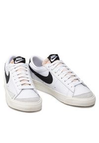 Nike Sneakersy Blazer Low '77 DC4769 102 Biały. Kolor: biały. Materiał: skóra #6