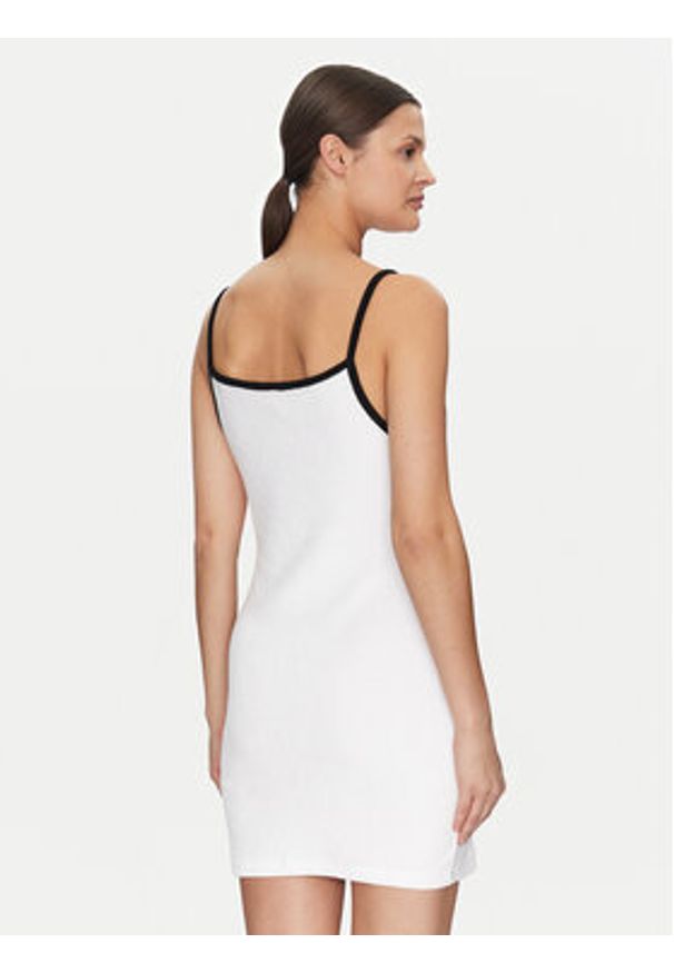 Guess Sukienka codzienna E5GK15 KCQV1 Biały Bodycon Fit. Okazja: na co dzień. Kolor: biały. Materiał: bawełna. Typ sukienki: bodycon, proste. Styl: casual