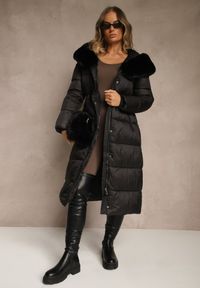 Renee - Czarna Puchowa Kurtka Pikowana o Długim Kroju z Kapturem z Futerkiem Bavea. Okazja: na spacer, na co dzień. Typ kołnierza: kaptur. Kolor: czarny. Materiał: futro, puch. Długość: długie. Styl: casual #5