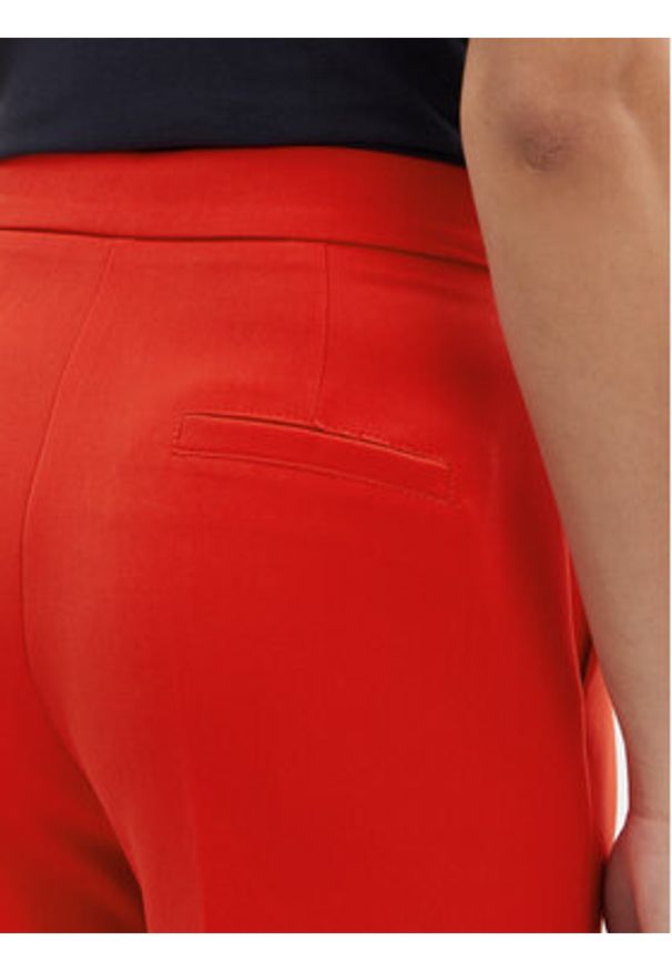 Maryley Spodnie materiałowe 24EB587/43FI Czerwony Relaxed Fit. Kolor: czerwony. Materiał: syntetyk