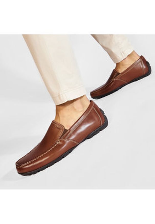 Geox Mokasyny U Moner V U1144V 00039 C6010 Brązowy. Kolor: brązowy. Materiał: skóra