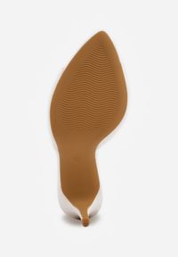 Renee - Białe Klapki na Szpilce VICES z Metaliczną Wstawką i Szpiczastym Noskiem Alarianne. Nosek buta: szpiczasty. Kolor: biały. Materiał: jeans. Obcas: na szpilce. Styl: wizytowy, elegancki #7