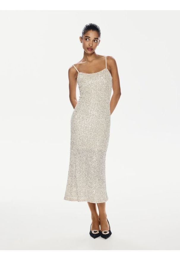 Reserved - Sukienka z cekinami - srebrny. Kolor: srebrny. Materiał: dzianina