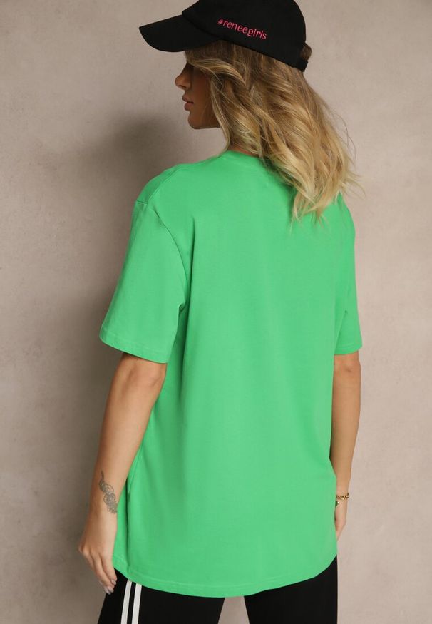 Renee - Zielona Bawełniana Koszulka T-shirt z Małym Słonikiem Laniriel. Okazja: na co dzień. Kolor: zielony. Materiał: bawełna. Styl: klasyczny, elegancki, casual
