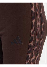 Adidas - adidas Legginsy Seasonal Essentials Leopard Print KA2793 Brązowy Slim Fit. Kolor: brązowy. Materiał: bawełna. Wzór: nadruk #5