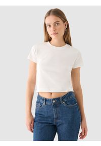 outhorn - T-shirt crop top gładki damski Outhorn - biały. Kolor: biały. Materiał: bawełna, dzianina. Długość rękawa: krótki rękaw. Długość: krótkie. Wzór: gładki #1