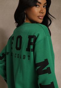 Renee - Zielona Bluza Ocieplana z Bawełną Ozdobiona Napisem Fezurra. Okazja: na co dzień. Kolor: zielony. Materiał: bawełna. Wzór: napisy, aplikacja. Styl: casual #2