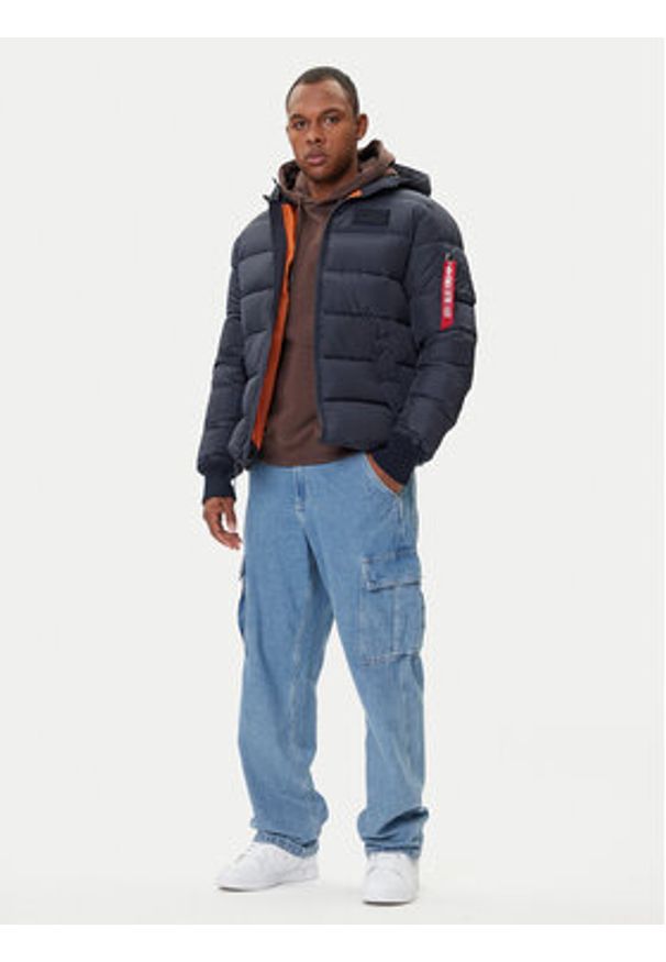 Alpha Industries Kurtka zimowa 118113 Granatowy Regular Fit. Kolor: niebieski. Materiał: syntetyk. Sezon: zima