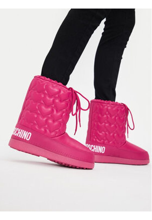 Love Moschino - LOVE MOSCHINO Śniegowce JA24082G1LISE626 Różowy. Kolor: różowy. Materiał: skóra