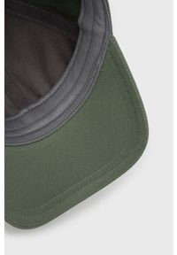 Peak Performance czapka bawełniana kolor zielony z aplikacją. Kolor: zielony. Materiał: bawełna. Wzór: aplikacja #3
