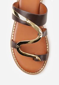 Born2be - Brązowe Klapki Japonki z Paskiem na Palec i Metaliczną Ozdobą Qhesith. Okazja: na co dzień. Kolor: brązowy. Materiał: jeans, len. Wzór: aplikacja. Sezon: lato. Styl: casual, elegancki #7