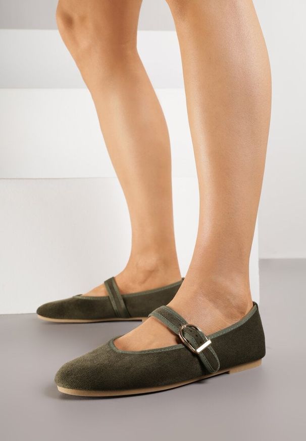 Born2be - Zielone Balerinki w Stylu Mary Jane Urifiel. Okazja: na co dzień. Zapięcie: sprzączka. Kolor: zielony. Materiał: jeans. Styl: klasyczny, casual, elegancki