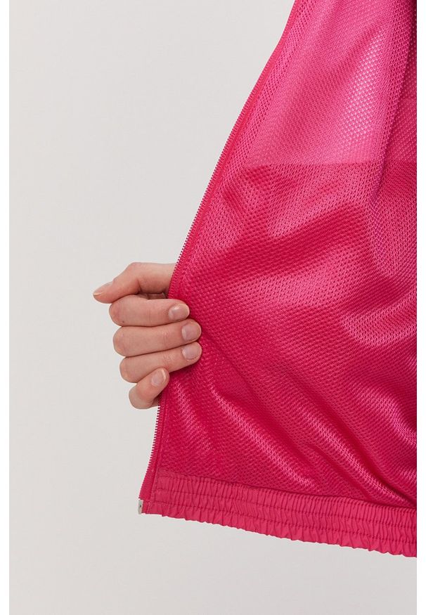 adidas Originals - Kurtka. Kolor: różowy. Materiał: materiał. Długość rękawa: raglanowy rękaw