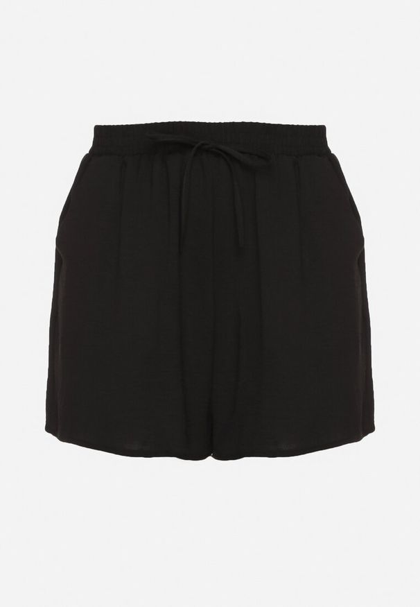 Born2be - Czarne Szorty z Wysokim Stanem i Gumką w Pasie Mevaraia. Stan: podwyższony. Kolekcja: plus size. Kolor: czarny. Sezon: lato. Styl: klasyczny, elegancki