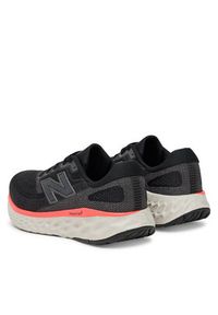 New Balance Buty do biegania Evoz MEVOZRU4 Czarny. Kolor: czarny. Materiał: materiał