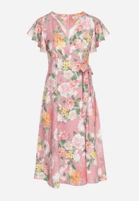 Born2be - Różowa Kwiatowa Sukienka z Kopertowym Dekoltem Atorina. Okazja: na co dzień, na spotkanie biznesowe, do pracy. Typ kołnierza: dekolt kopertowy. Kolor: różowy. Wzór: kwiaty. Typ sukienki: kopertowe. Styl: casual, biznesowy #5