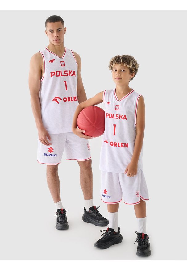 4f - 4F Koszulka reprezentacyjna dziecięca 4F x PZKOSZ 2024 - SOCHAN - biała 98/104. Kolor: wielokolorowy. Materiał: dzianina, włókno, materiał, syntetyk. Długość rękawa: na ramiączkach. Wzór: gładki, nadruk, ze splotem. Sezon: lato. Sport: koszykówka, fitness