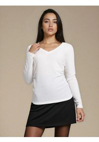 Sinsay - Bluzka z marszczeniami z domieszką wiskozy - kremowy. Kolor: kremowy. Materiał: wiskoza #1