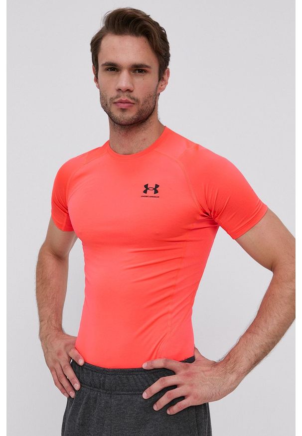 Under Armour - T-shirt. Okazja: na co dzień. Kolor: pomarańczowy. Materiał: dzianina. Styl: casual