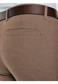 Big-Star - Spodnie męskie chinosy beżowe Erhati 801. Okazja: na co dzień. Kolor: beżowy. Materiał: tkanina. Wzór: nadruk, haft. Styl: casual #6
