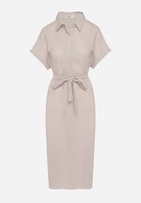 Born2be - Jasnoszara Sukienka z Wiskozy o Koszulowym Kroju z Wiązanym Paskiem Danisna. Okazja: na co dzień. Kolor: szary. Materiał: wiskoza. Długość rękawa: krótki rękaw. Wzór: aplikacja. Typ sukienki: koszulowe. Styl: elegancki, casual, klasyczny. Długość: midi #3