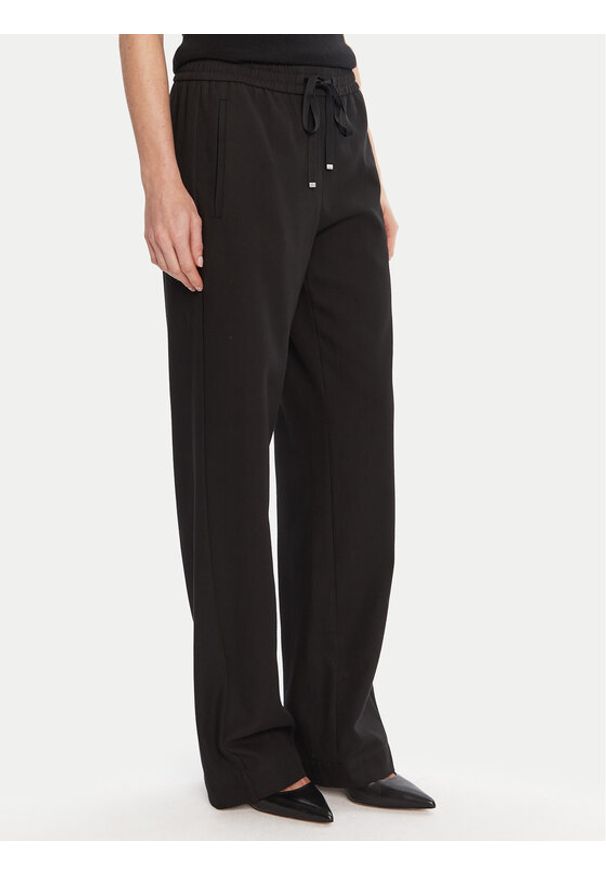 BOSS Spodnie materiałowe Tildina 50543268 Czarny Relaxed Fit. Kolor: czarny. Materiał: bawełna