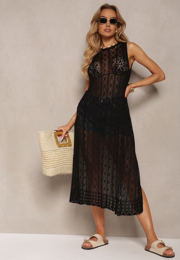Renee - Czarna Boho Tunika Narzutka o Ażurowym Wykończeniu bez Rękawów Lerantalia. Okazja: na spacer. Kolor: czarny. Materiał: tkanina. Długość rękawa: bez rękawów. Wzór: ażurowy. Sezon: lato. Styl: boho