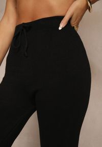 Renee - Czarne Dzianinowe Spodnie Wide Leg z Ociepleniem Miosea. Okazja: do domu, na co dzień, na spacer. Kolor: czarny. Materiał: dzianina. Styl: casual, elegancki