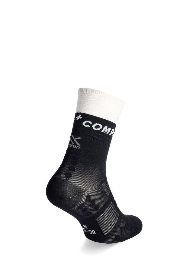Skarpety biegowe Compressport Mid Compression Socks V2.0. Kolor: czarny