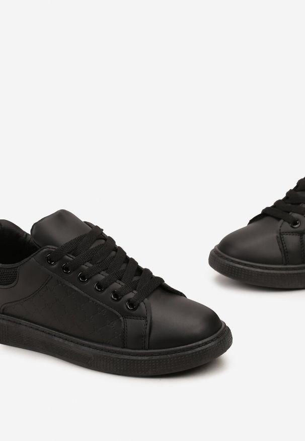 Born2be - Czarne Klasyczne Sneakersy Siremea. Okazja: na co dzień. Kolor: czarny