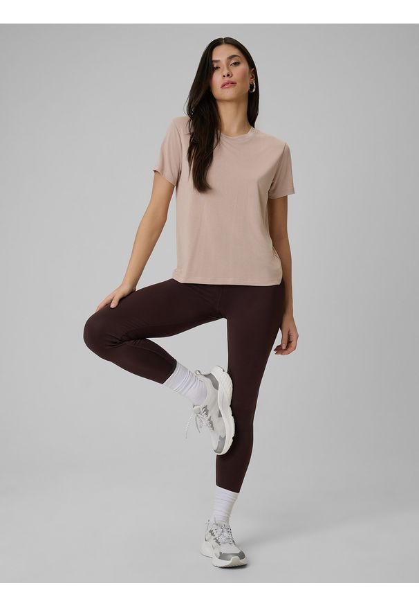 4f - 4F T-shirt regular gładki damski - beżowy S. Okazja: na co dzień. Kolor: beżowy. Materiał: dzianina, skóra, materiał. Wzór: gładki. Styl: casual