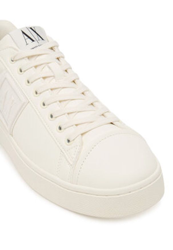Armani Exchange Sneakersy XM001990 AF17451 U0011 Biały. Kolor: biały. Materiał: skóra