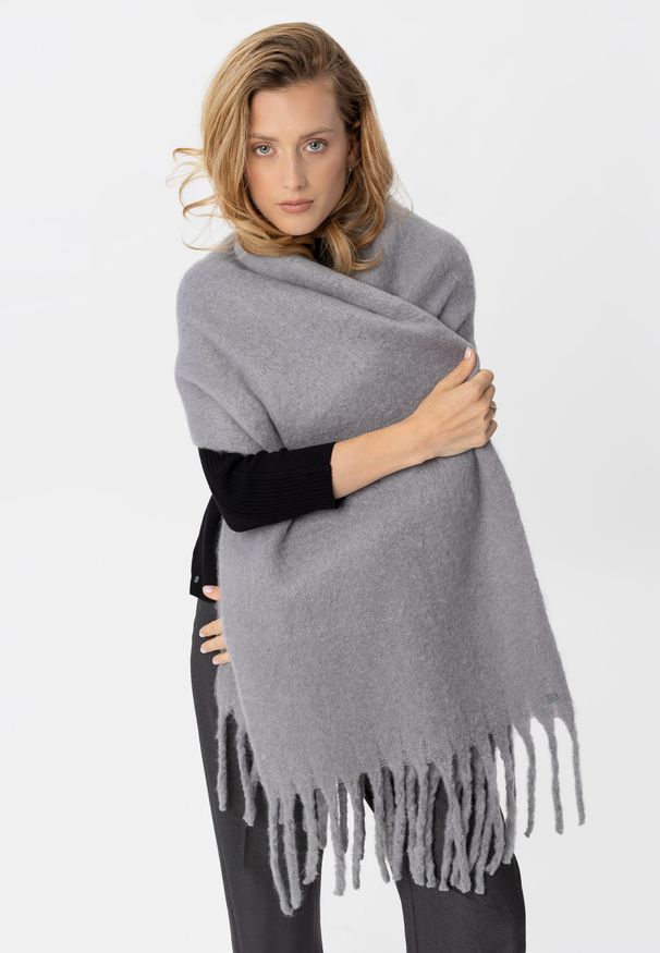 Volcano - Długi, ciepły szal H-LASSI. Okazja: na co dzień. Materiał: dzianina. Sezon: zima. Styl: casual