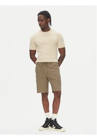 Lindbergh Szorty materiałowe 30-508003 Beżowy Relaxed Fit. Kolor: beżowy. Materiał: bawełna