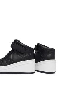 Guess Sneakersy FLFRUKELE12 Czarny. Kolor: czarny. Materiał: skóra
