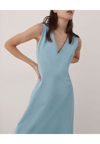 Marella - MARELLA - Błękitna sukienka midi. Kolekcja: dla wysokich. Kolor: niebieski. Materiał: bawełna, tkanina. Wzór: gładki, ażurowy. Typ sukienki: proste, rozkloszowane. Styl: wizytowy, elegancki. Długość: midi #5