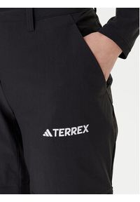 Adidas - adidas Spodnie outdoor Terrex Multi IZ3322 Czarny Regular Fit. Kolor: czarny. Materiał: syntetyk. Sport: outdoor #4