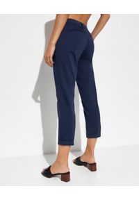 FAY - Granatowe spodnie typu chino. Okazja: na co dzień. Kolor: niebieski. Materiał: bawełna, elastan. Styl: casual, elegancki #5