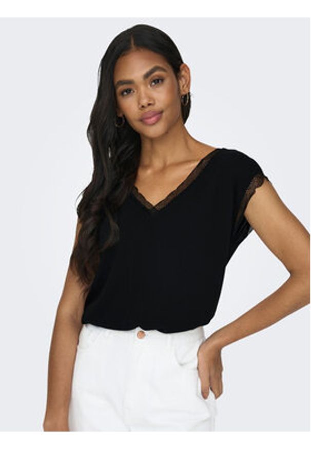 only - ONLY Bluzka 15252241 Czarny Regular Fit. Kolor: czarny. Materiał: wiskoza