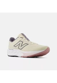 New Balance Buty do biegania Fresh Foam x 520 v9 W5207J8 Beżowy. Kolor: beżowy. Materiał: materiał #2
