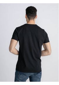 Petrol Industries T-Shirt M-3030-TSR609 Czarny Regular Fit. Kolor: czarny. Materiał: bawełna #2