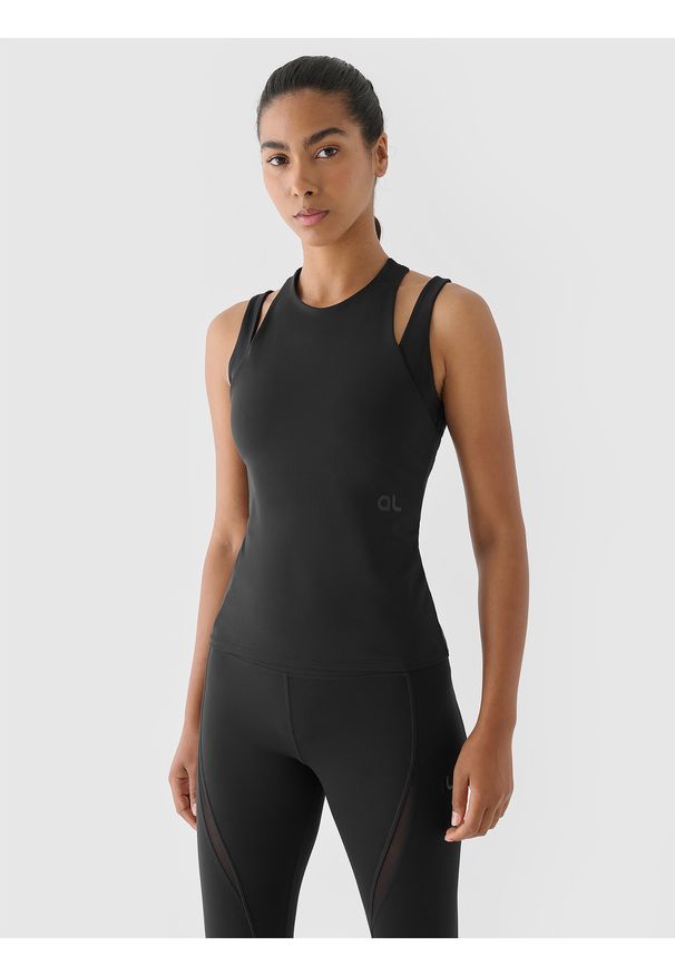 4f - 4F Top treningowy slim szybkoschnący 4F x Anna Lewandowska - czarny XL. Kolor: czarny. Materiał: syntetyk, włókno, dzianina, materiał, elastan, guma. Długość rękawa: na ramiączkach. Wzór: jednolity, gładki, ze splotem. Sport: fitness