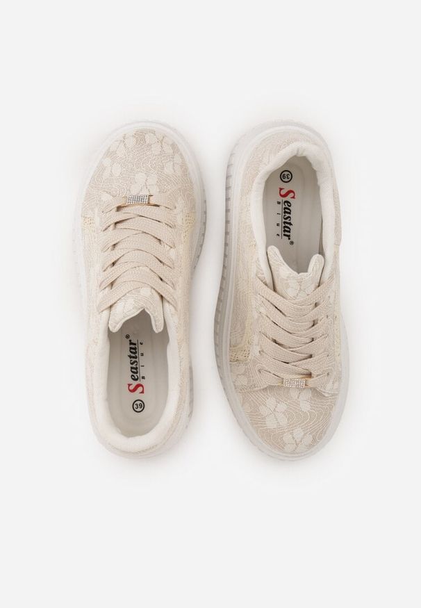 Renee - Beżowe Sneakersy na Platformie z Cholewką z Koronką i Brokatem Chada. Okazja: na co dzień. Kolor: beżowy. Materiał: koronka. Szerokość cholewki: normalna. Wzór: koronka. Obcas: na platformie