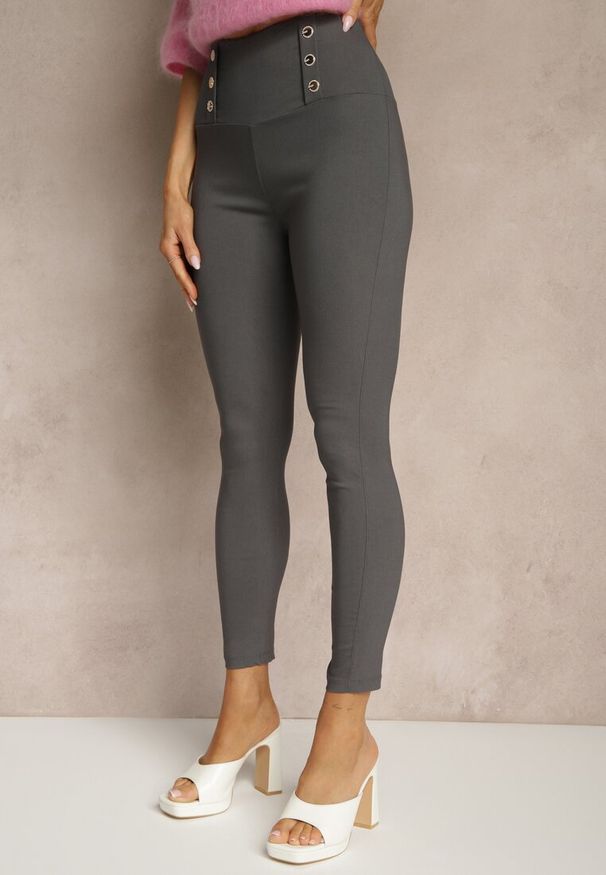 Renee - Szare Legginsy High Waist z Ozdobnymi Guzikami Kolowenia. Okazja: na co dzień. Stan: podwyższony. Kolor: szary. Styl: elegancki, casual