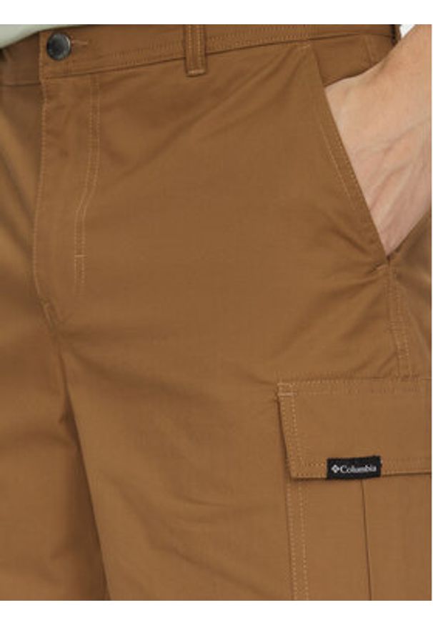 columbia - Columbia Szorty sportowe Rapid Rivers™ 2120661 Beżowy Regular Fit. Kolor: beżowy. Materiał: bawełna