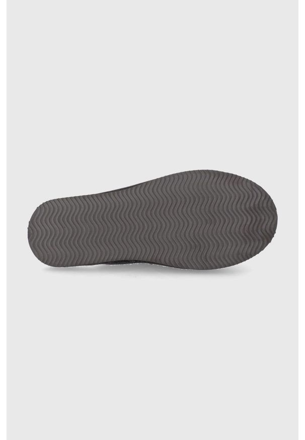 Jack & Jones kapcie kolor brązowy. Kolor: brązowy. Materiał: materiał, guma. Wzór: gładki