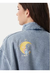 Adidas - adidas Kurtka jeansowa Care Bear KQ6747 Niebieski Regular Fit. Kolor: niebieski. Materiał: bawełna #5